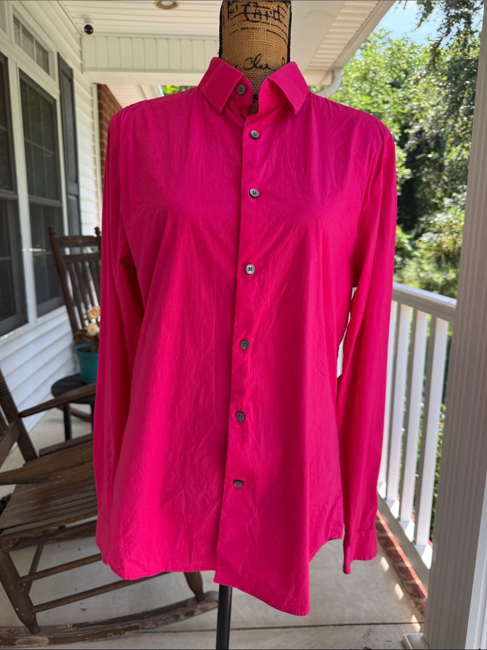 Express Men's Hot Pink Button-Down Dress Shirt. Size M